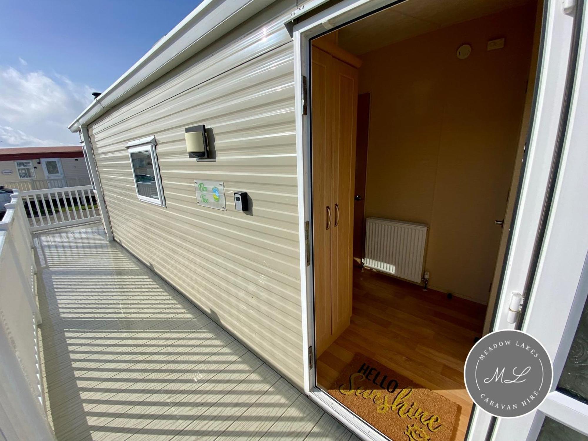 Palm Grove 132 - Pet Friendly, Wifi, Central Heating, Close To Shops And Beach - Meadow Lakes Caravan & Lodge Hire Chapel Saint Leonards Exterior photo